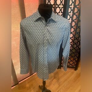Robert Graham Button Down Shirt Sz Medium